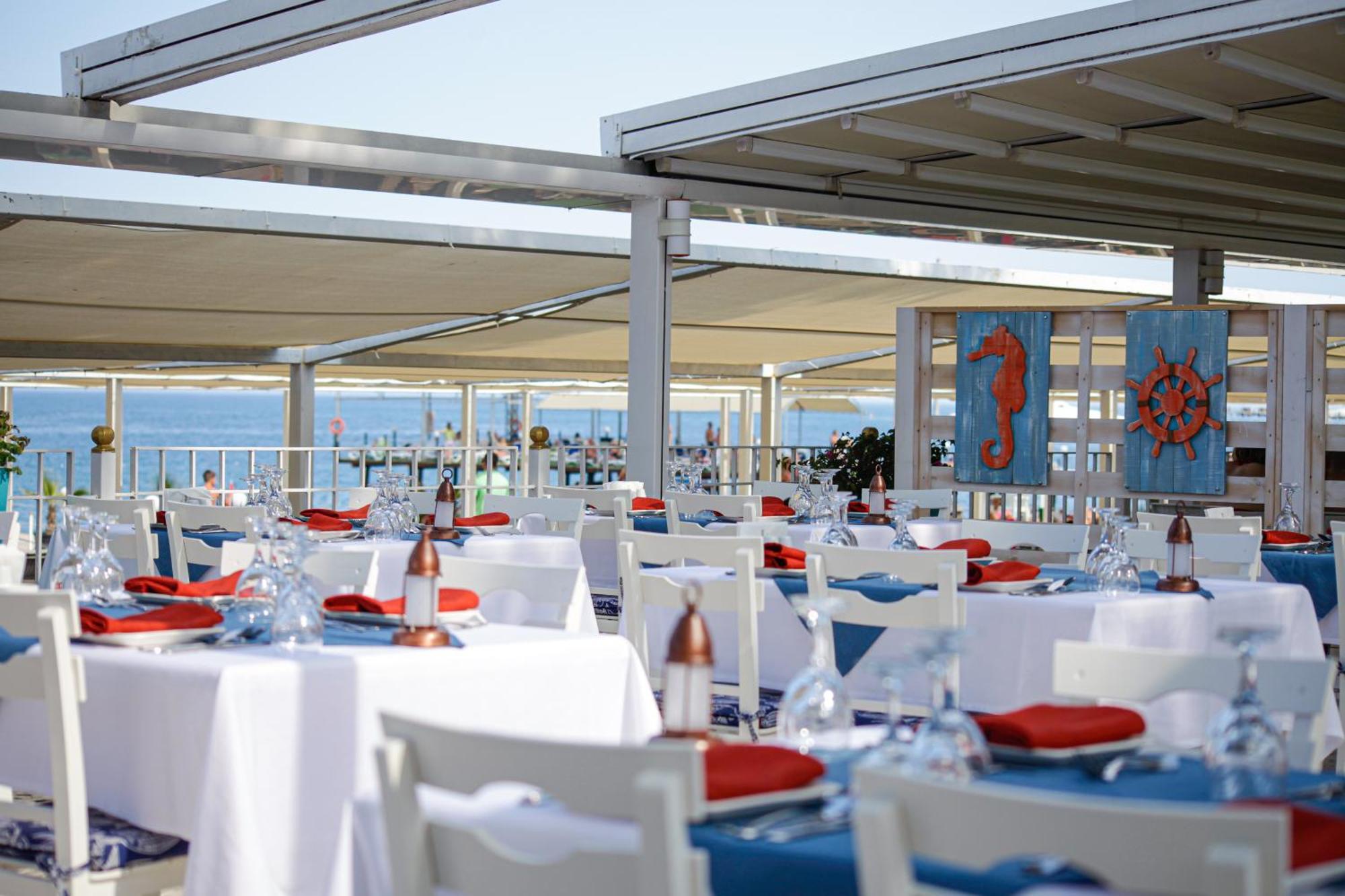Catamaran Quality Times Hotel เกเมร์ ภายนอก รูปภาพ