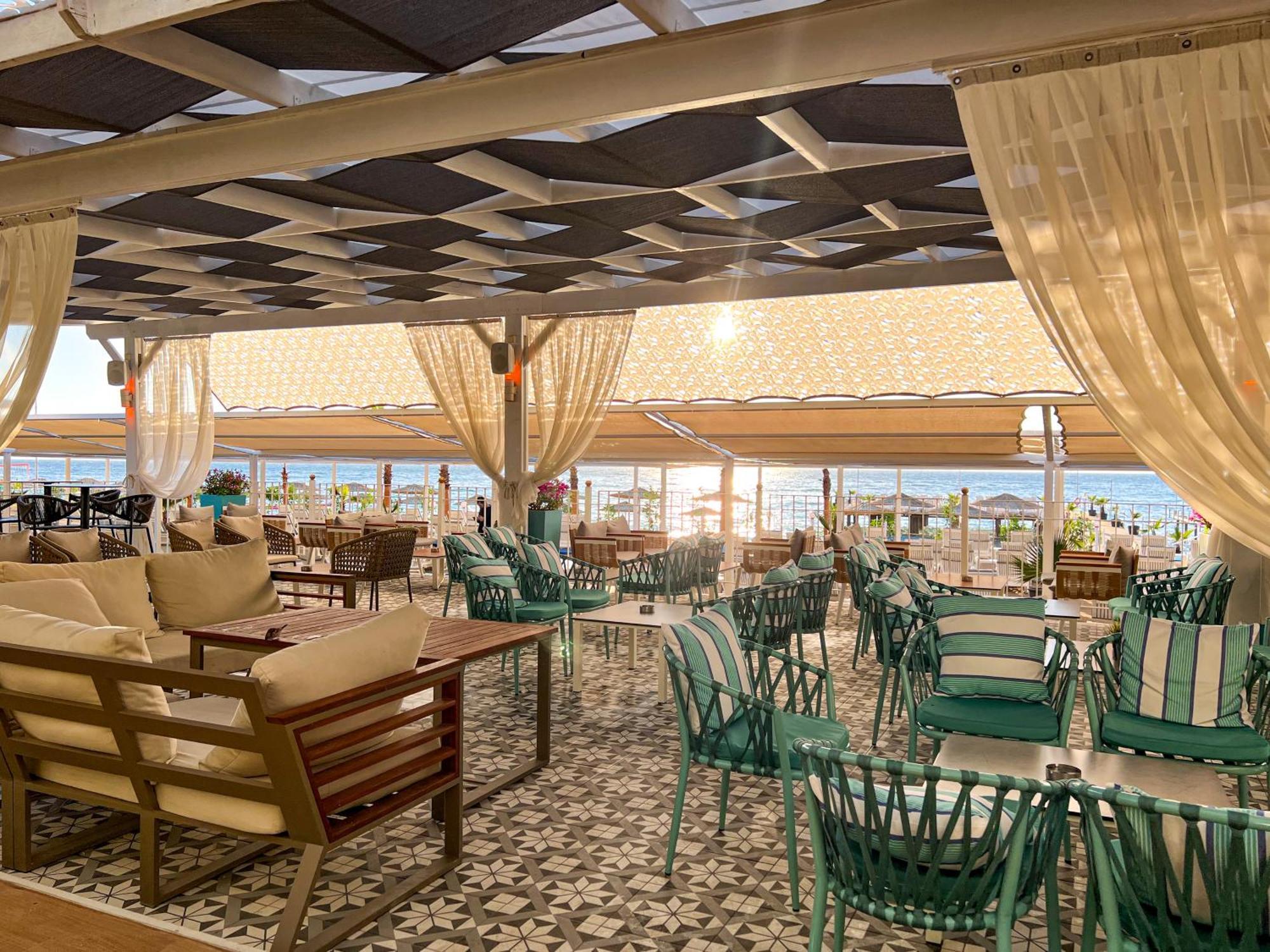 Catamaran Quality Times Hotel เกเมร์ ภายนอก รูปภาพ