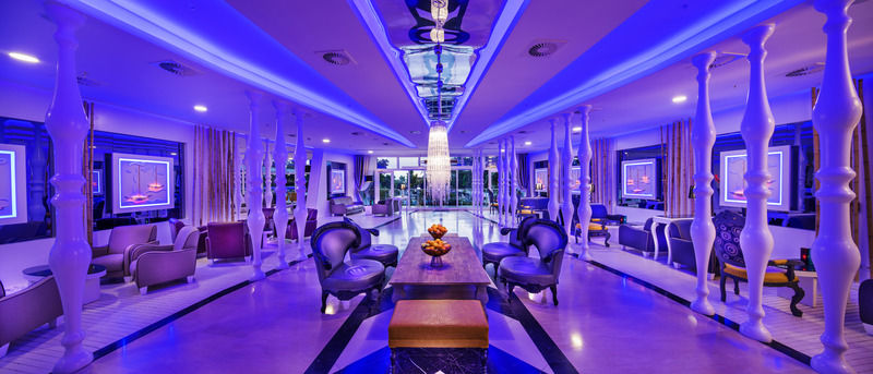 Catamaran Quality Times Hotel เกเมร์ ภายนอก รูปภาพ