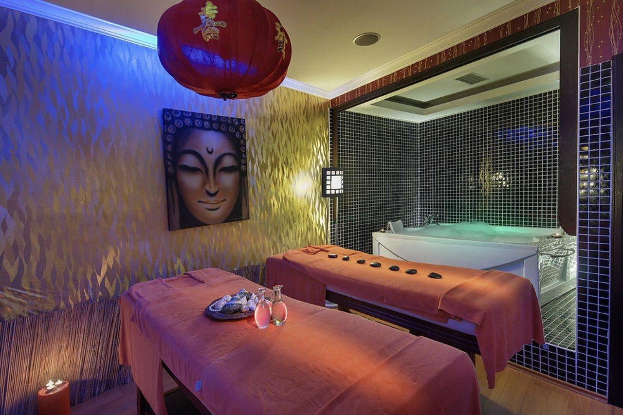 Catamaran Quality Times Hotel เกเมร์ ภายนอก รูปภาพ